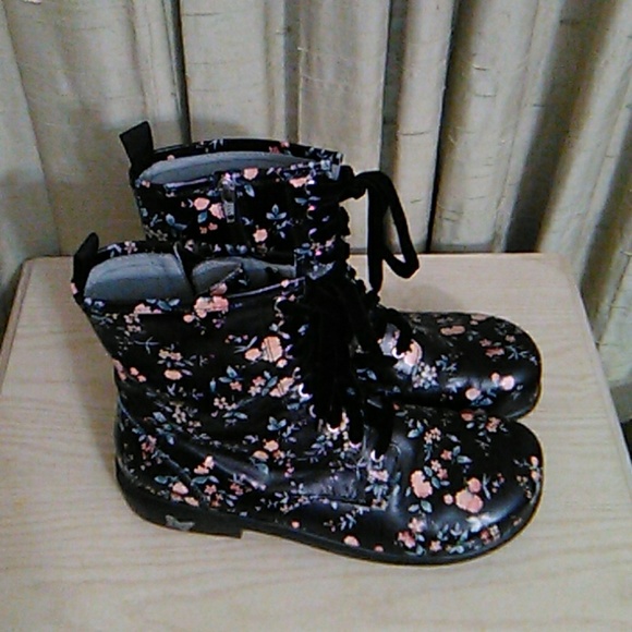 Alegria by PG Lite Shoes - Alegria by PG LITE Floral Boots Sz 10